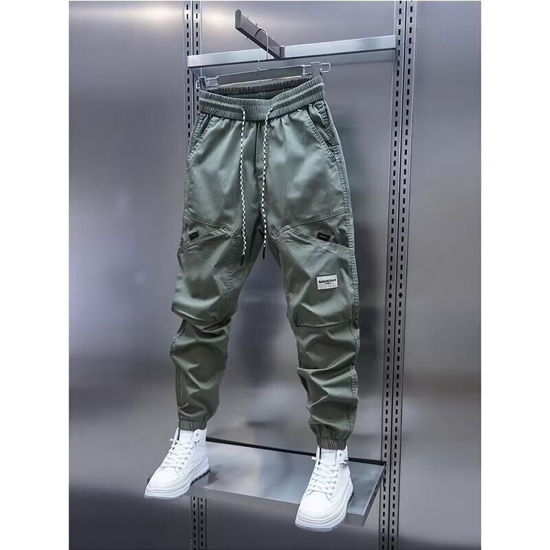 Zorin - Crèmekolorade cargo joggers med utility-detaljer
