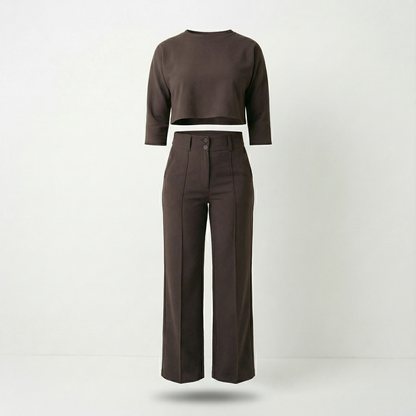 Saar – Elegant set med topp och raka byxor
