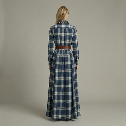 Elvira – Elegant rutig maxiklänning