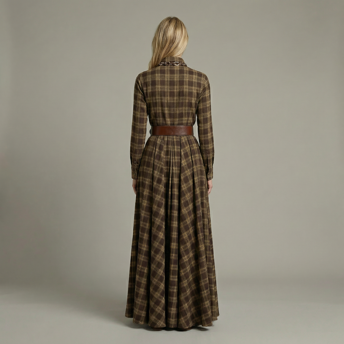 Elvira – Elegant rutig maxiklänning
