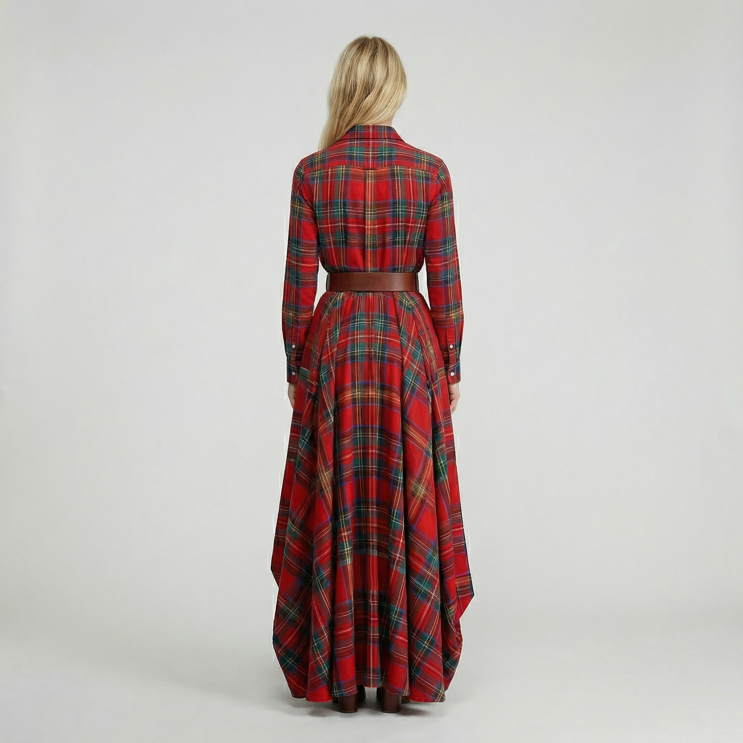 Elvira – Elegant rutig maxiklänning