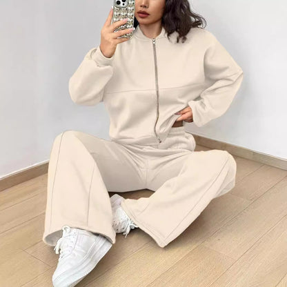 Ayla - Bekvämt 2-delat set för en modern stil