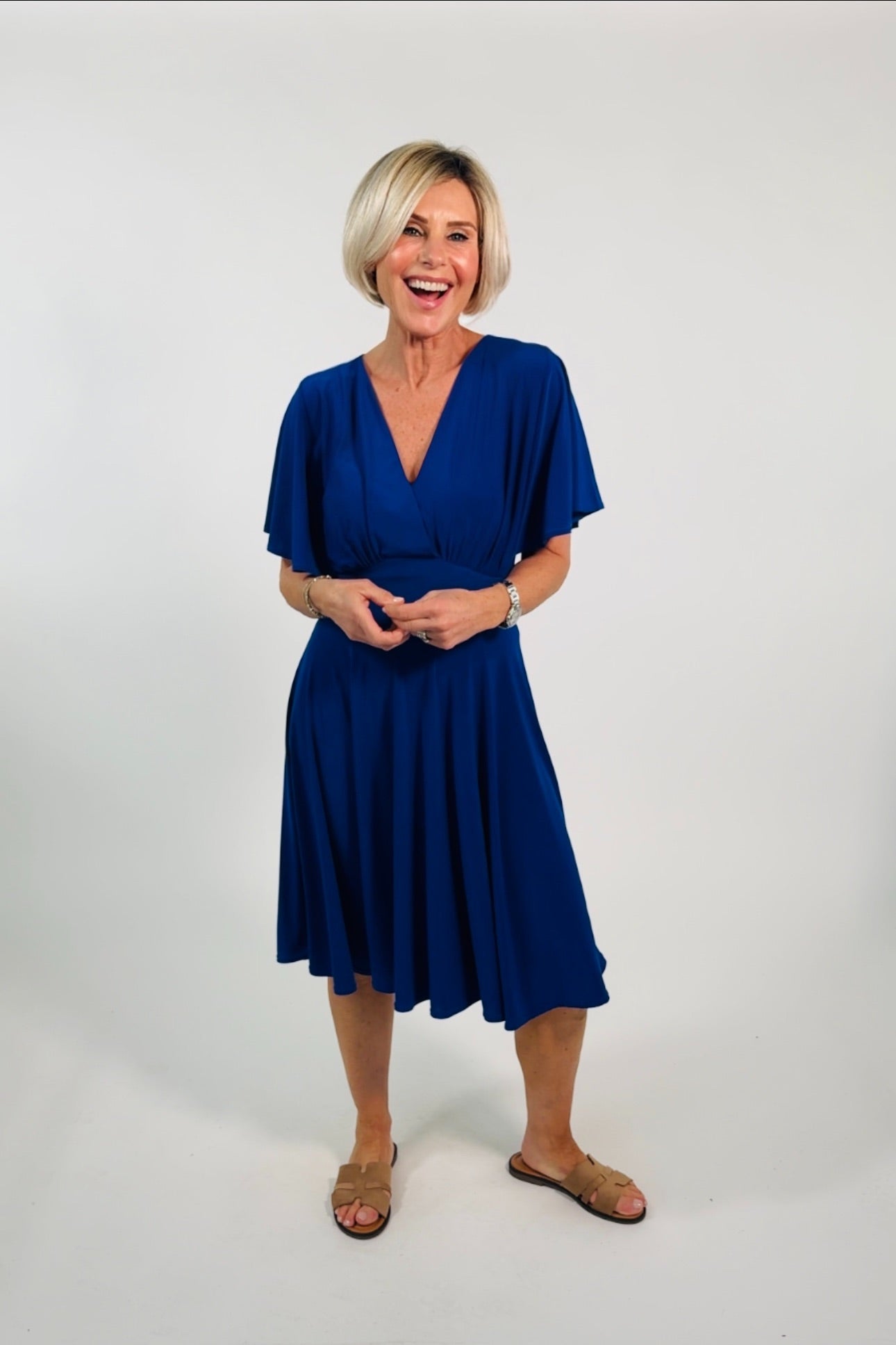 Signe – Elegant klänning med feminin och tidlös känsla