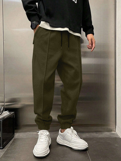 Kian - Svart tapered jogger med ren look