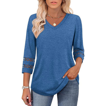 Lunara – Top with V-neck and subtle sleeve details