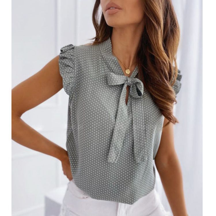 Emina – Sleeveless blouse with bow detail