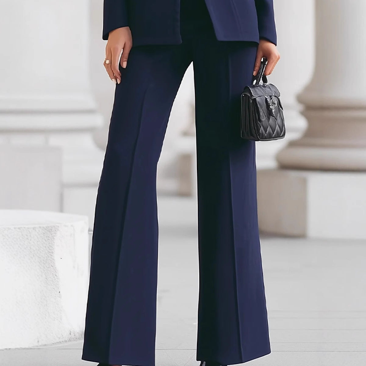 Eirwyn – Elegant set med kavaj och byxa i modern stil