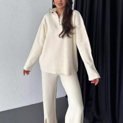 Livia - Bekvämt ribbstickat set för en stilren look