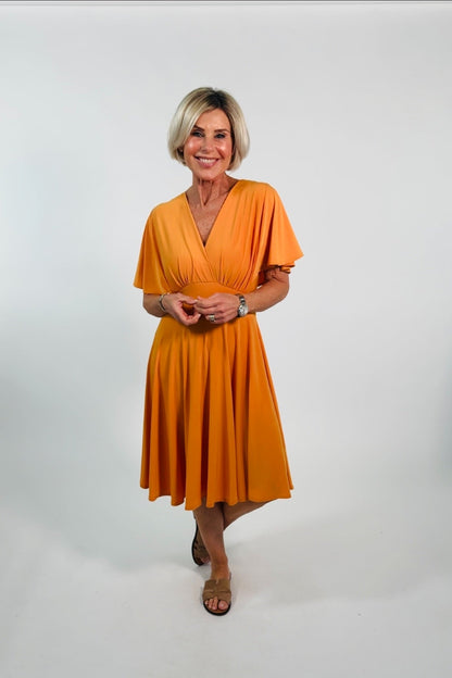 Signe – Elegant klänning med feminin och tidlös känsla