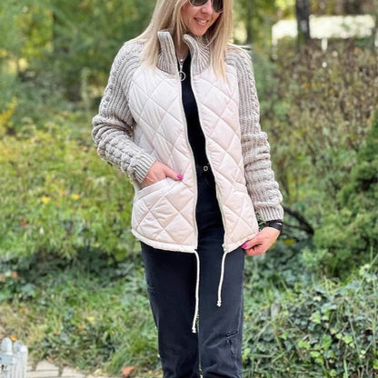 Alva – Stickjacka med quiltad front
