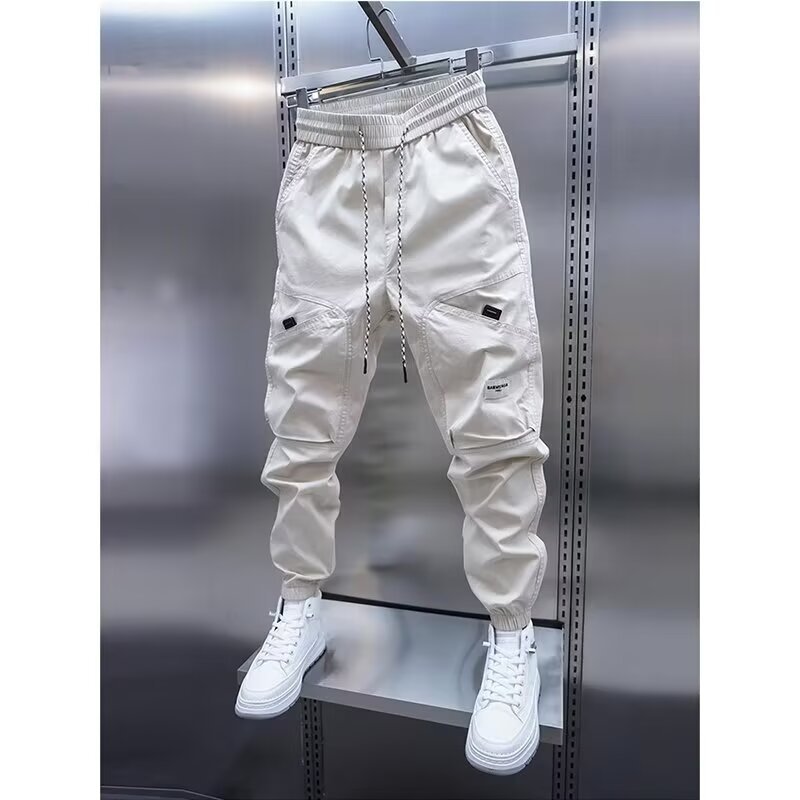 Zorin - Crèmekolorade cargo joggers med utility-detaljer