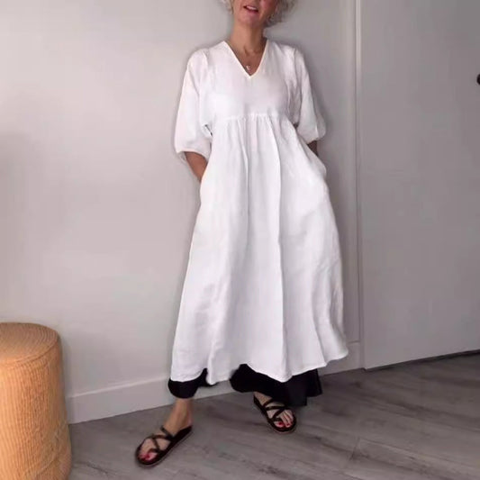 Eira – lång klänning med v-ringning