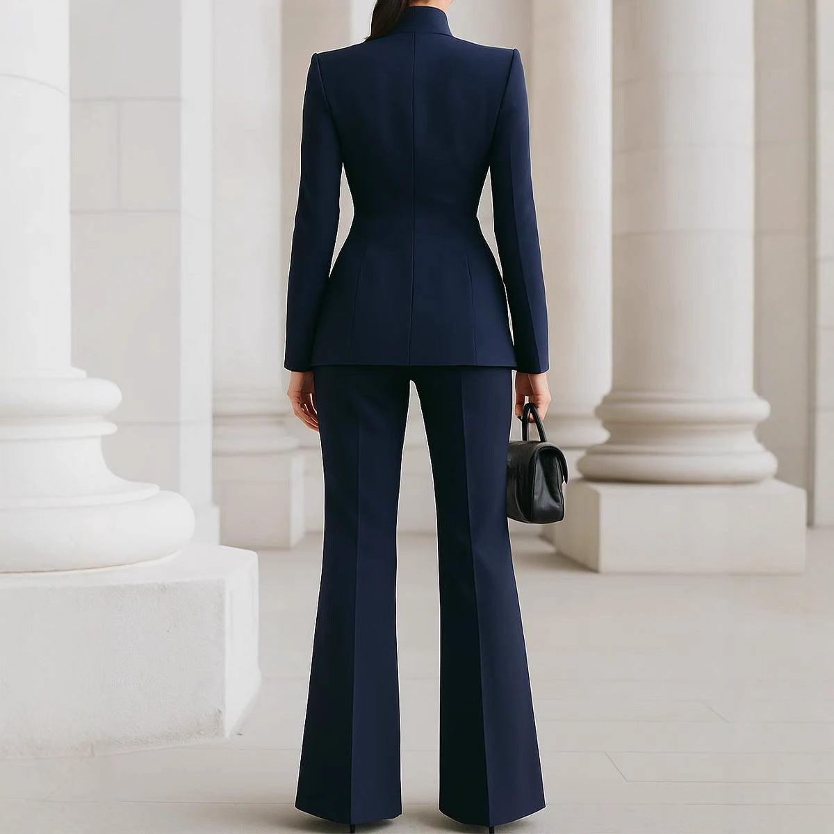 Eirwyn – Elegant set med kavaj och byxa i modern stil