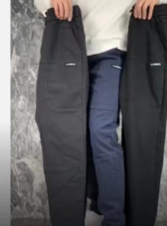 Bren - Svart tapered byxa med ren finish