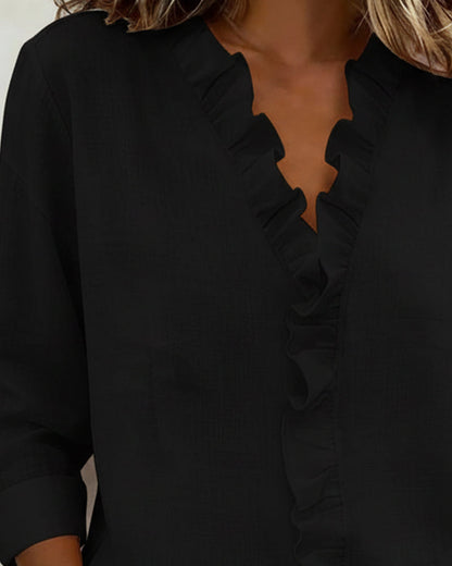Velisse – Romantisk blus med eleganta volanger