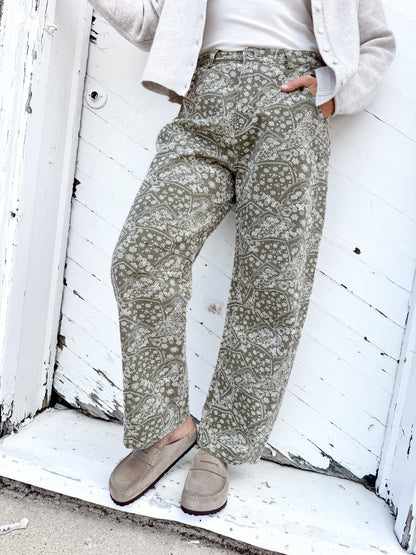 Market Days Paisley Barrel Pants