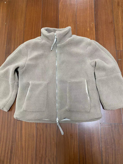 Petra – Mjuk teddyjacka med avslappnad passform