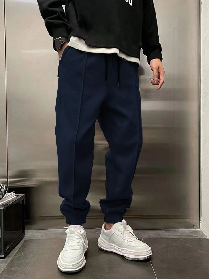 Kian - Svart tapered jogger med ren look