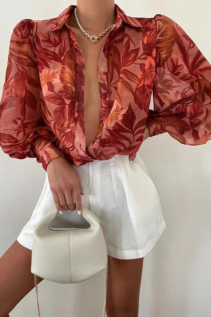 Yaraine – Lätt blus med botaniskt tryck