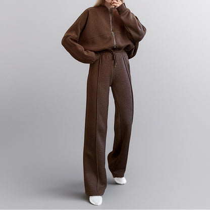 Ayla - Bekvämt 2-delat set för en modern stil