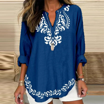 Kirel – Light blouse with a soft pattern