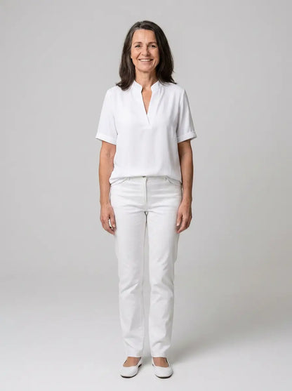 Novellea – Elegant blouse with stylish V-neck