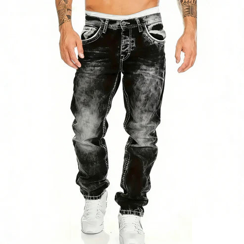 Axel – Jeans med modern tvätt och smal passform