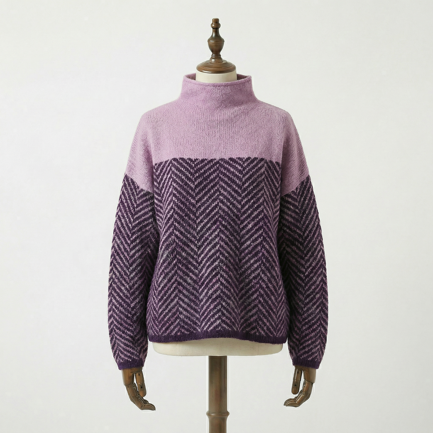 Eira - Stickad tröja med mjuk färgkontrast