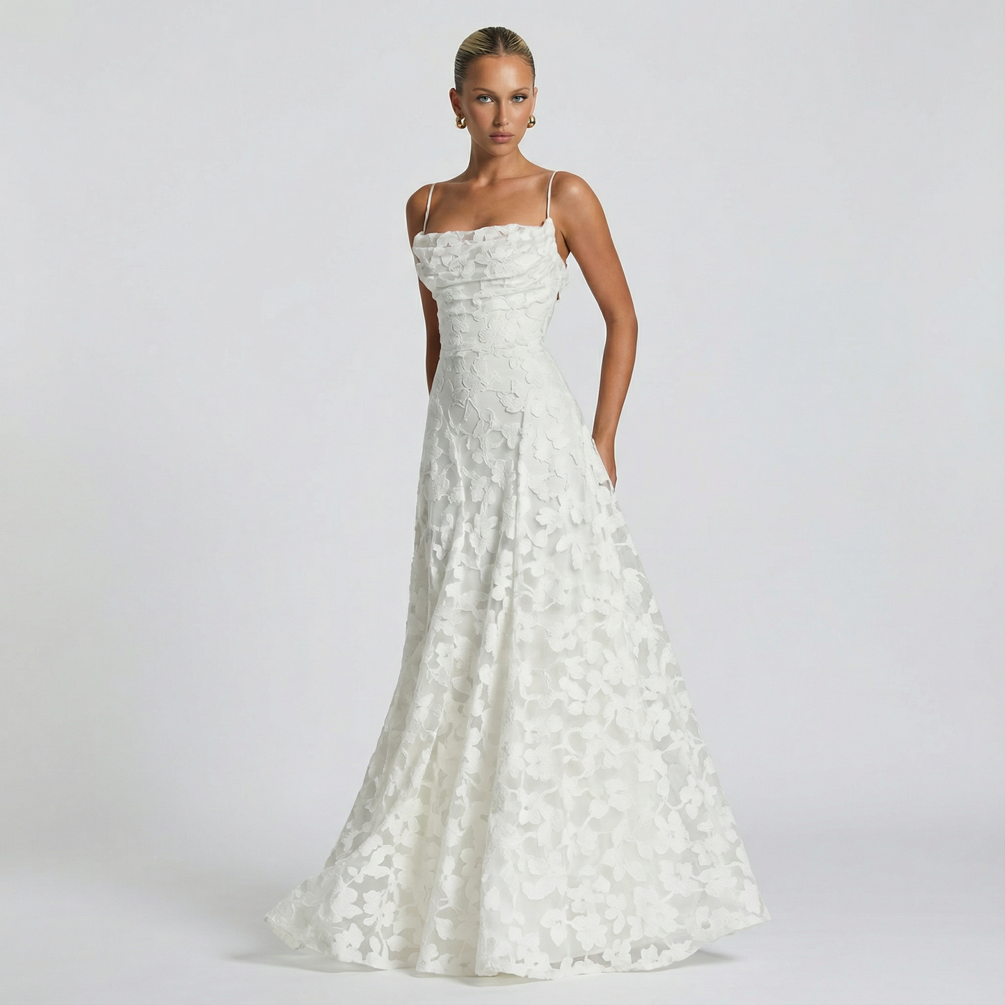 Linnea – Elegant ärmlös maxiklänning med hög midja