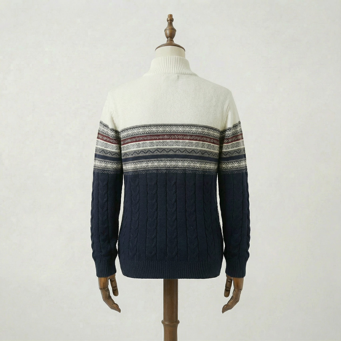 Alrik – Stickad herrtröja med halv dragkedja