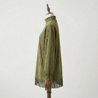 Dagny – Löst sittande klänning med hög hals och fransdetalj