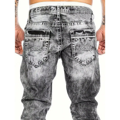 Axel – Jeans med modern tvätt och smal passform
